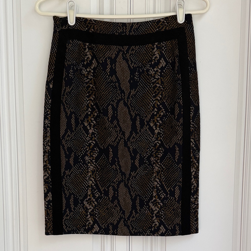 Diane Von Furstenberg Black and Brown Snake Print Pencil Skirt